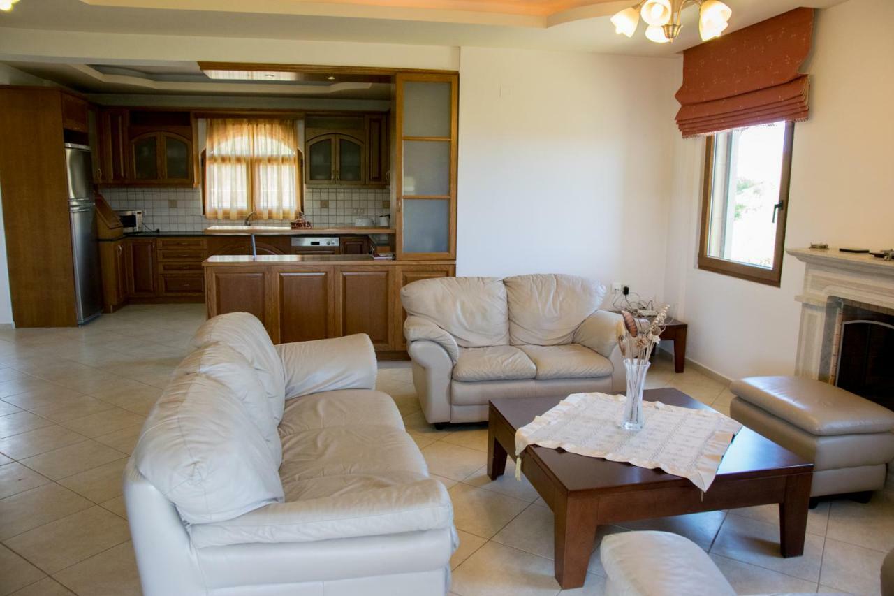 Villa Tinadora Agia Triada Luaran gambar